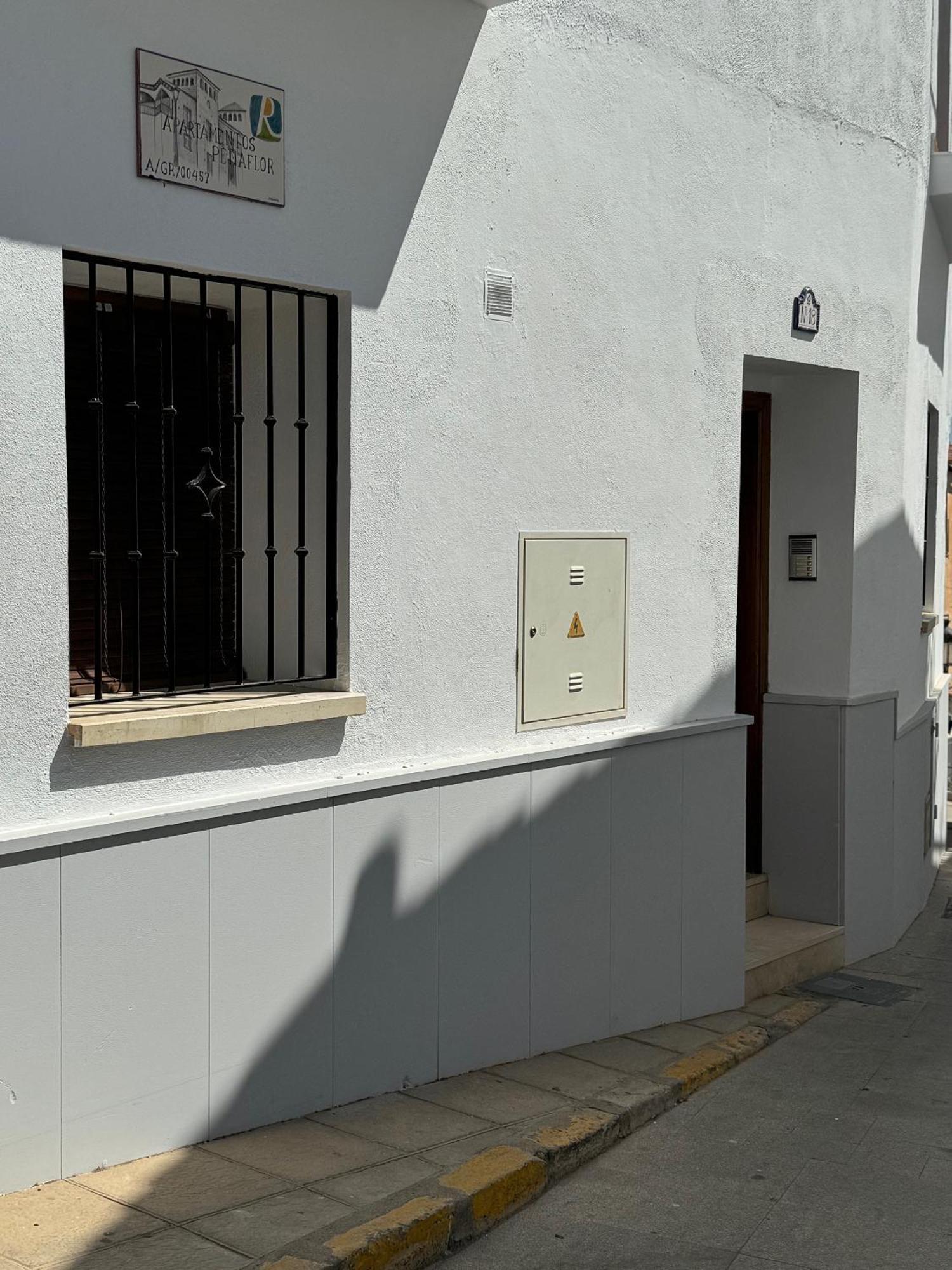 Apartamentos Penaflor Guadix Ngoại thất bức ảnh